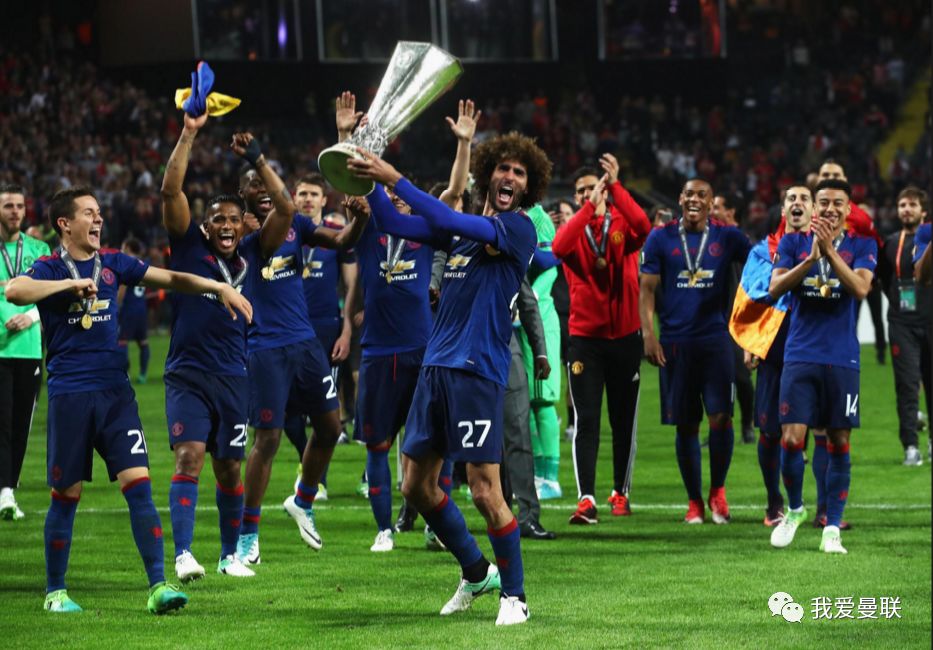 勒沃库森两名边后卫格里马尔多 勒沃库森两名边后卫格里马尔多