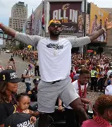 Milan Sports- 卡里尼与哈利夫比赛视频 