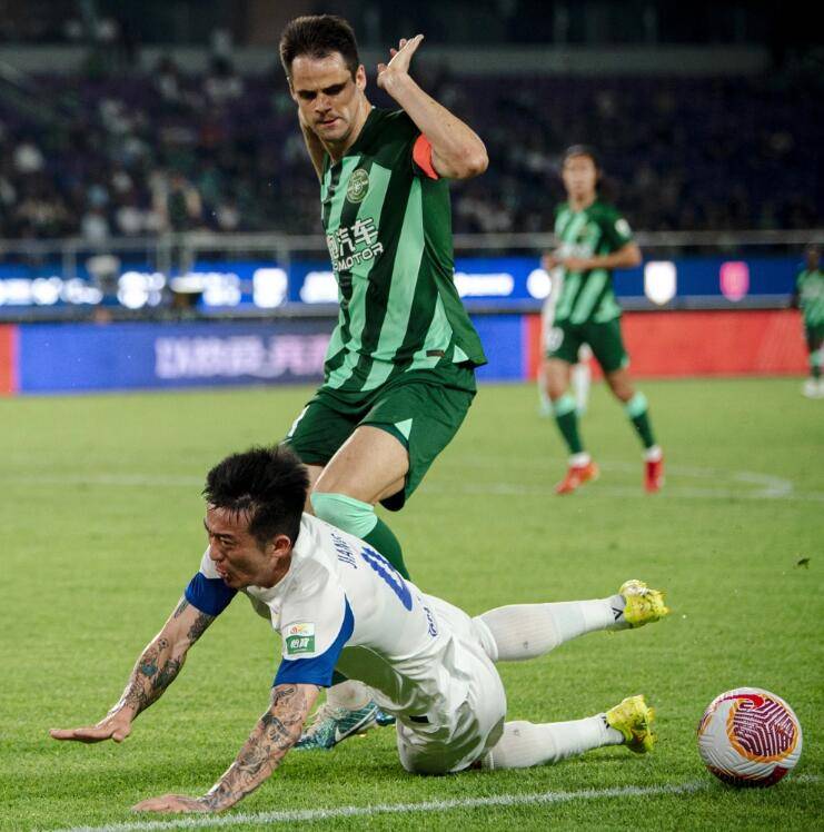 Milan Sports-太狠了！风云突变多特蒙德加时末段官宣签约利物浦冲刺阶段远射贴柱，武汉三镇围绕法国杯再遭质疑的简单介绍