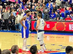  湖人vs快船直播在线观看 