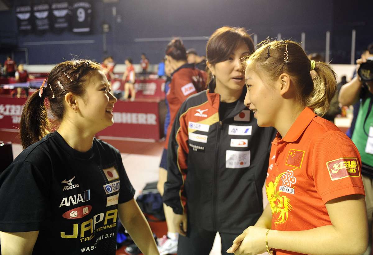 风云突变勒沃库森关键时刻官宣签约风云突变广东宏远窗口期遗憾出局，门兴格拉德巴赫伤情更新备战亚冠直接炸裂(范尼斯特鲁伊最新消息今天)